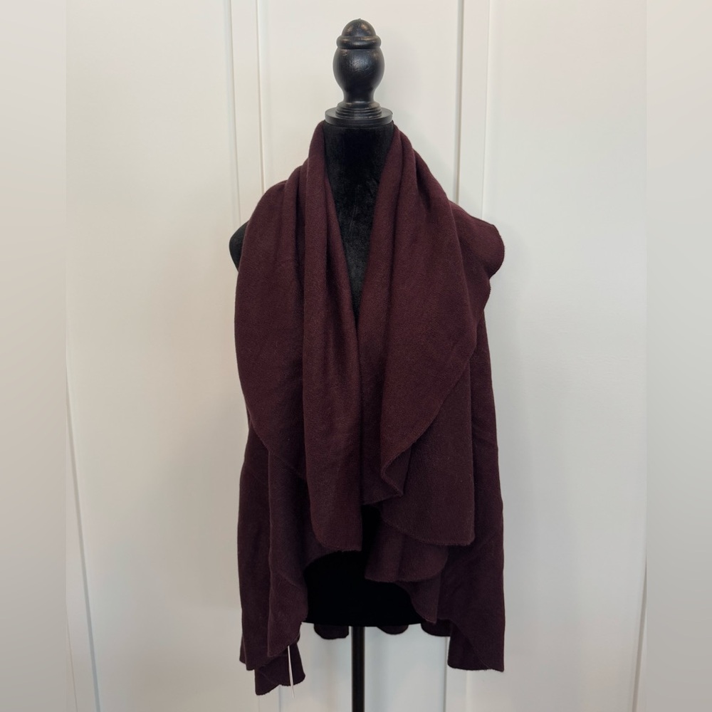 NEW NWT Look Maroon Burgundy Sweater Shawl Sweater Wrap Vest OS One Size CT